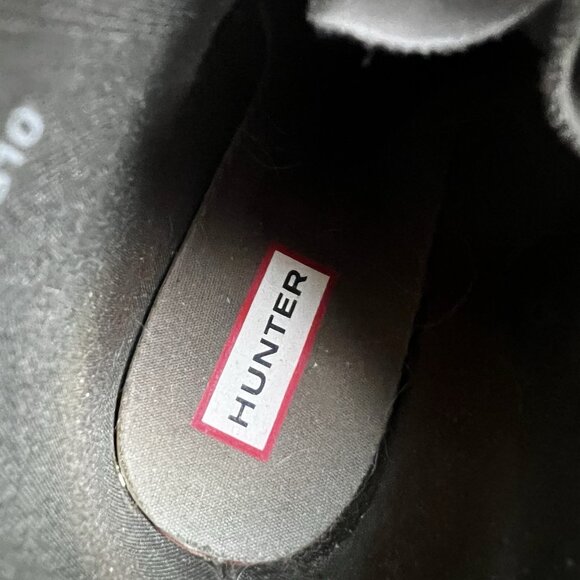 Hunter Gray and Black Winter Boots - Picture 9 of 10